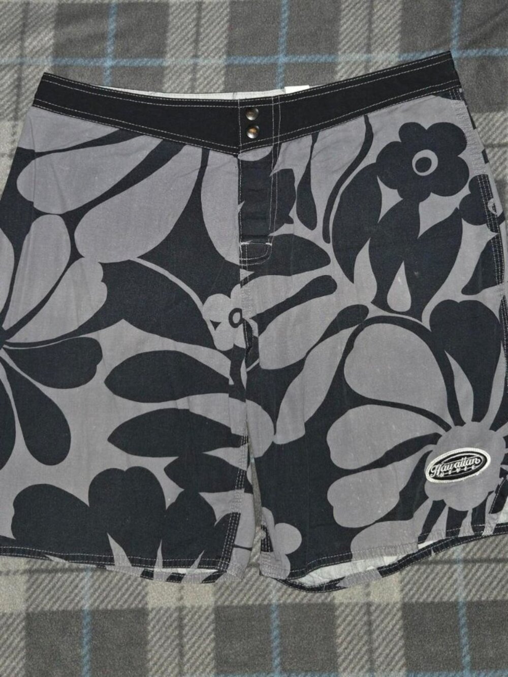 vintage USA Hawaiian Style grey & black board shorts surf floral print